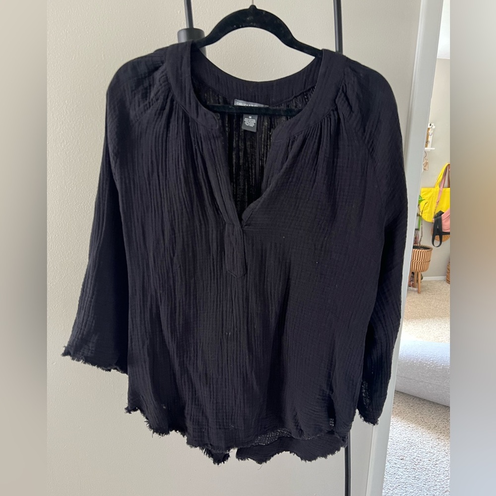 Chelsea & Theodore Linen Raw Hem Top